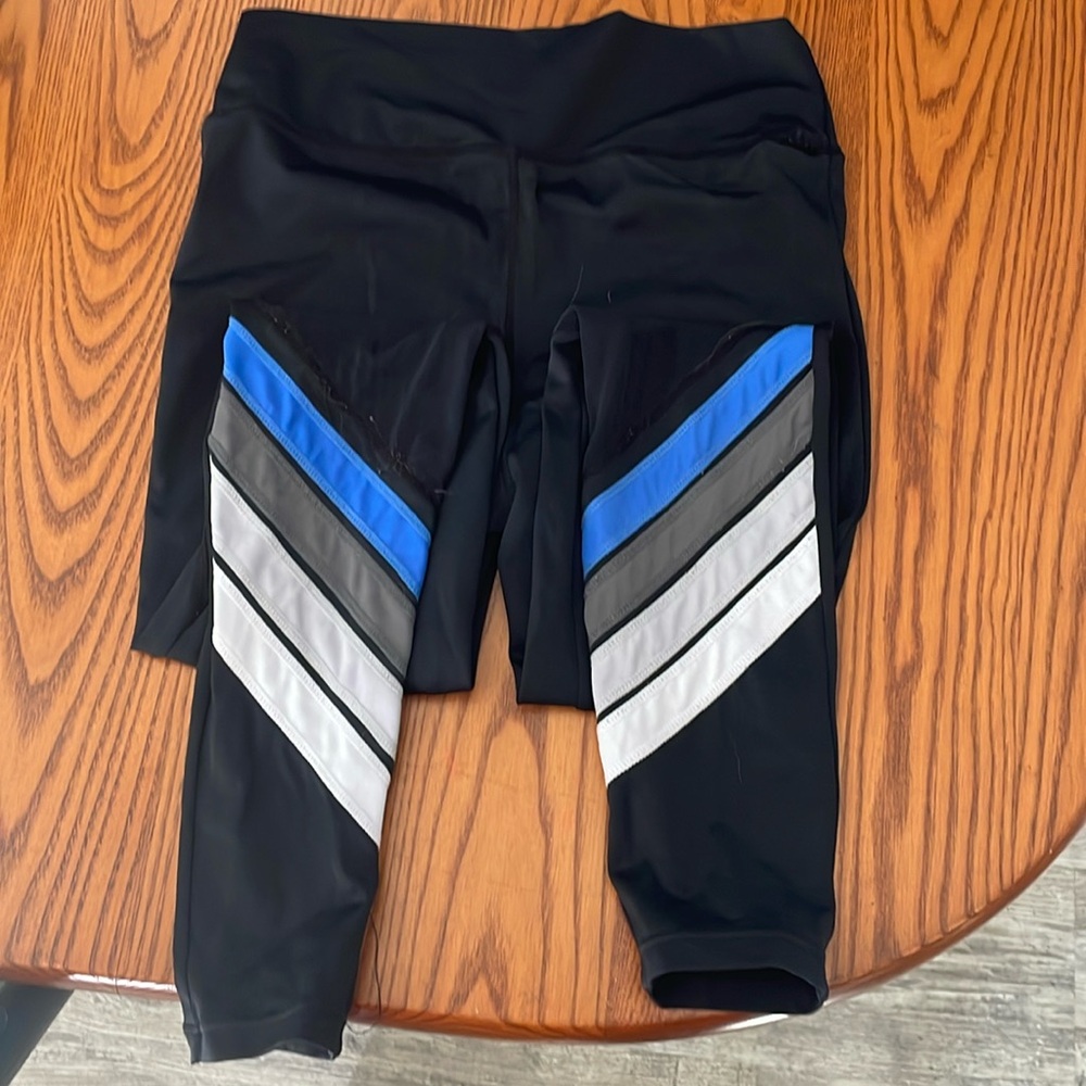 Full length leggings with blue mesh stripes